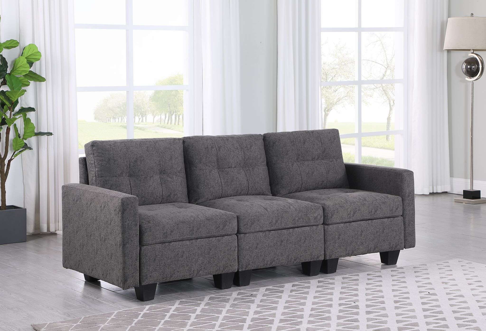 2003-2-597 couch