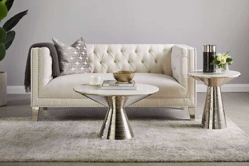 1684269185_Barcelona Love Seat_Lifestyle2
