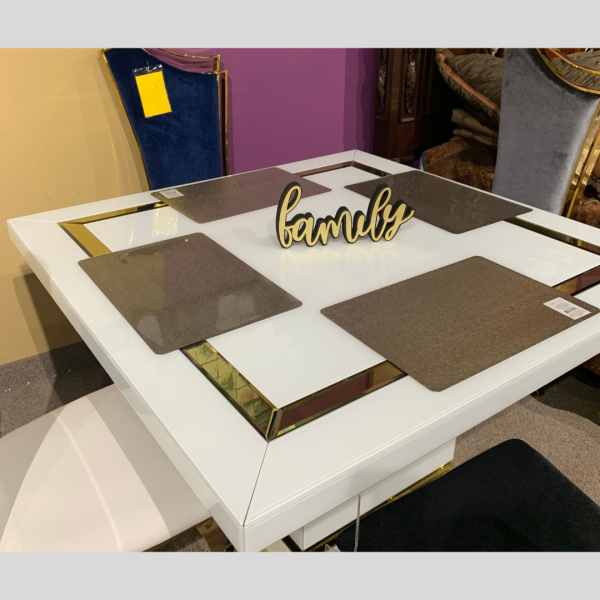 SquareTable.jpg