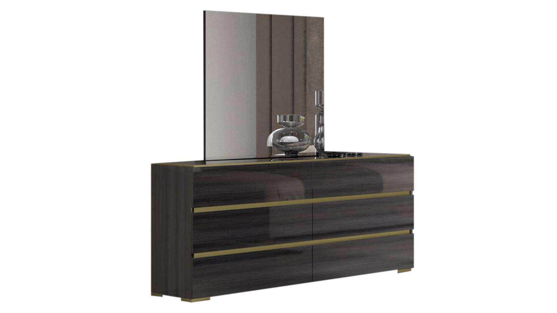 Yvette_Dresser___Mirror_76